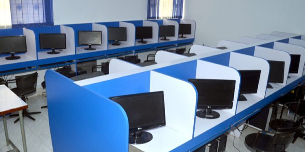 Medical Lab Furniture Manufacturer in Chennai