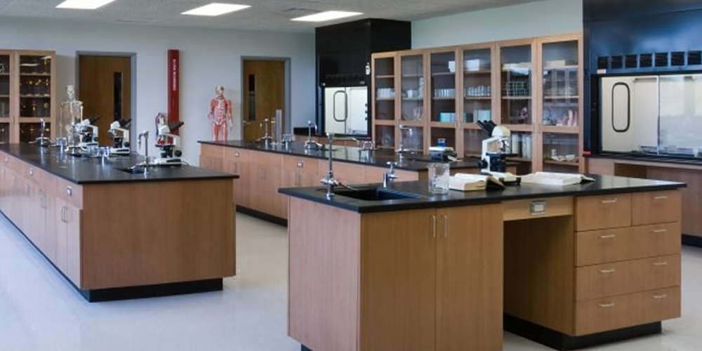 Medical Lab Furniture Manufacturer in Chennai