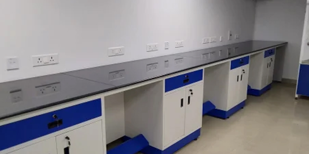 School Lab Furniture Manufacturer in Chennai